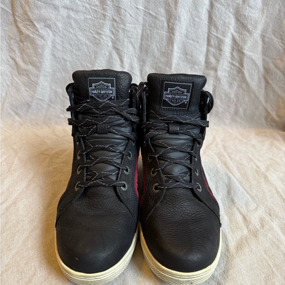 Harley-Davidson Black and Red Leather Sneakers